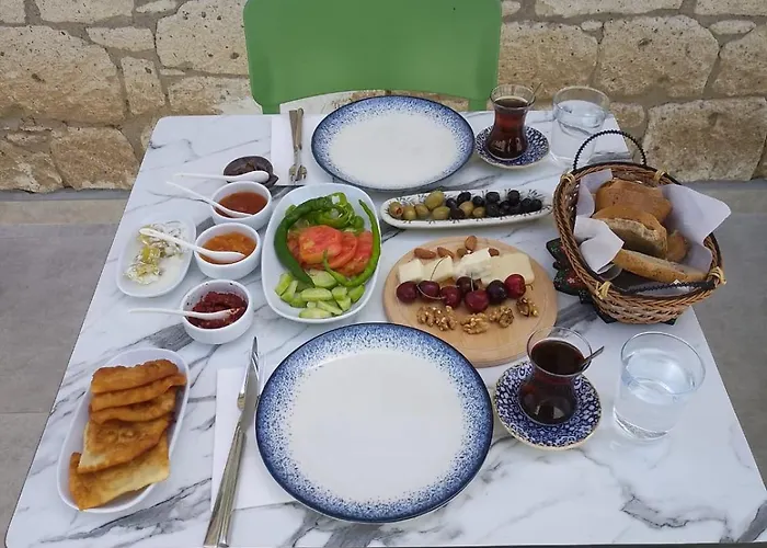 Cemile Hanim Konagi * Çeşme