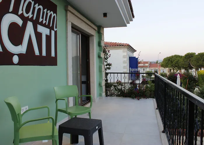 Cemile Hanim Konagi Çeşme